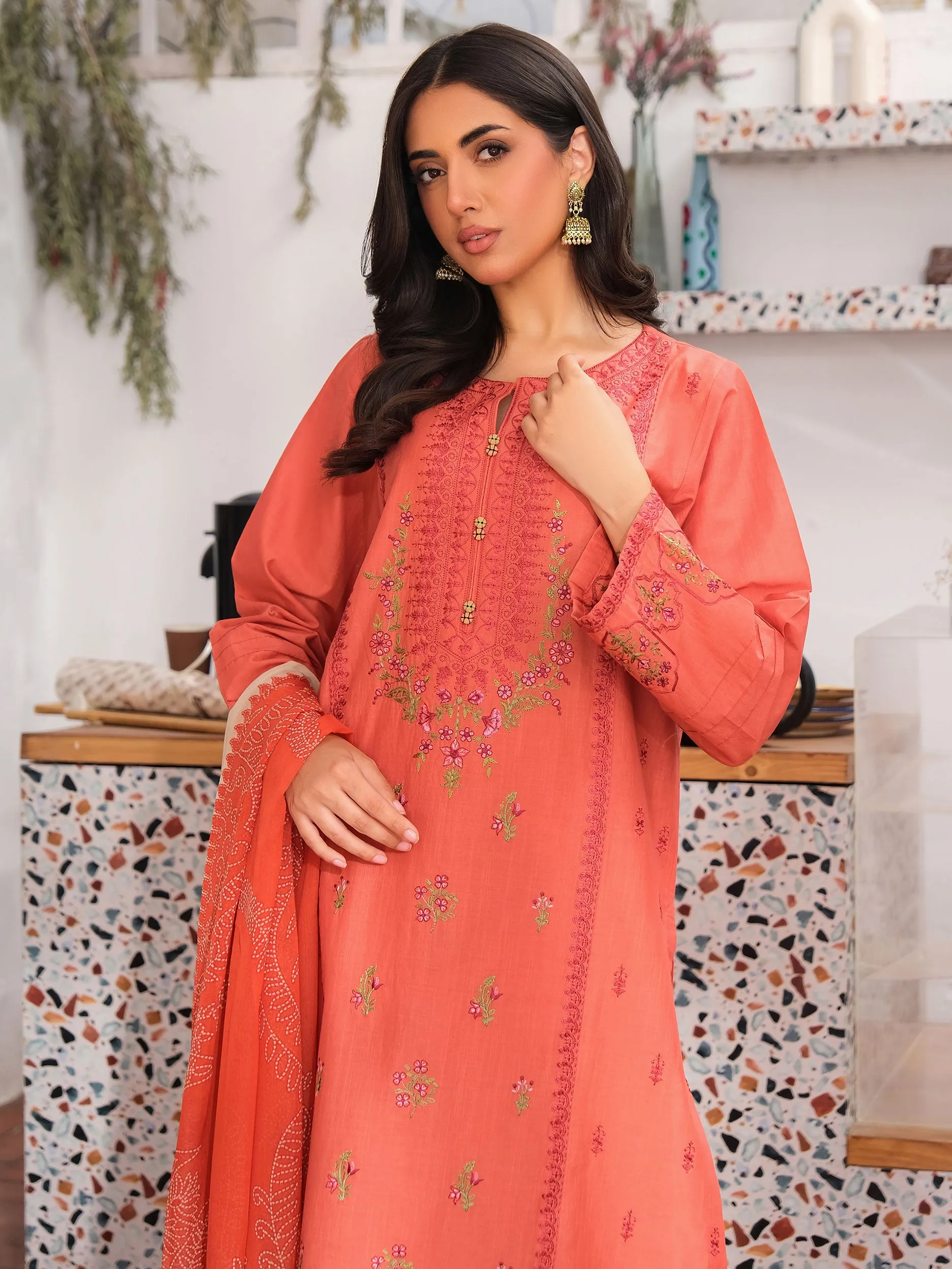 2 Piece Lawn Suit-Embroidered (Unstitched)