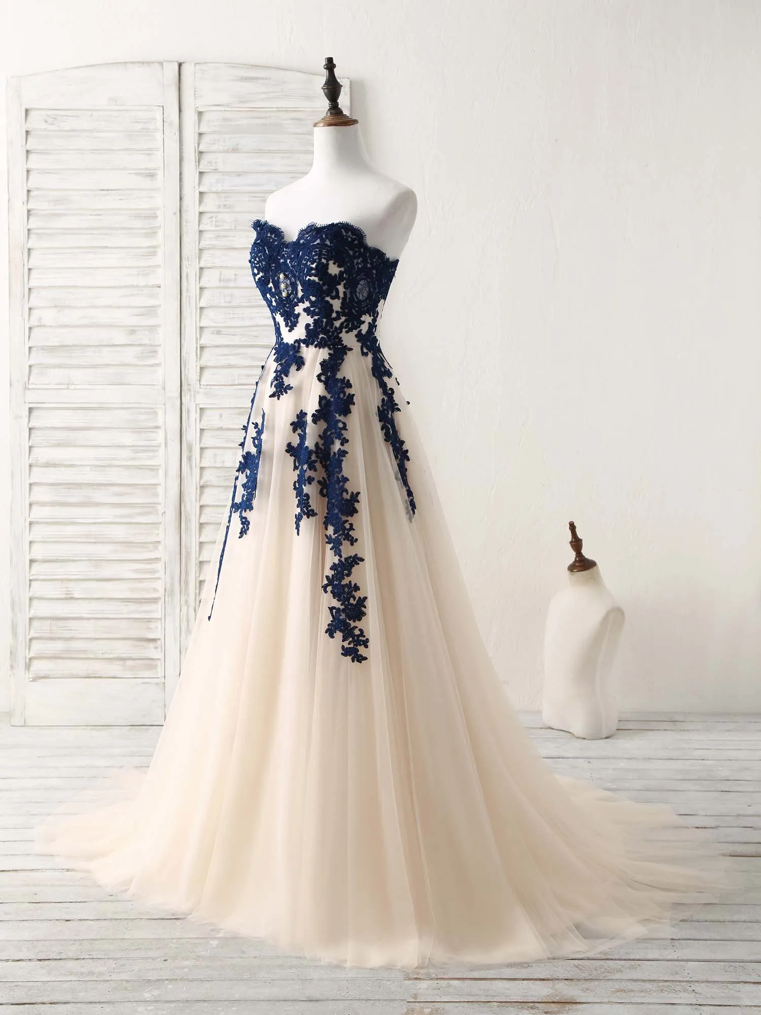 A-Line Sweetheart Tulle Lace Applique Long Prom Dress Bridesmaid Dress